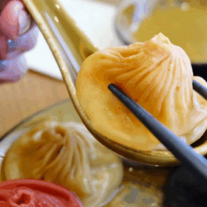 Khóa dạy làm bánh bao Thượng Hải đang nổi đình đám